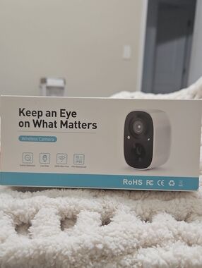 Wireless Outdoor Security Camera - White Smart Monitoring